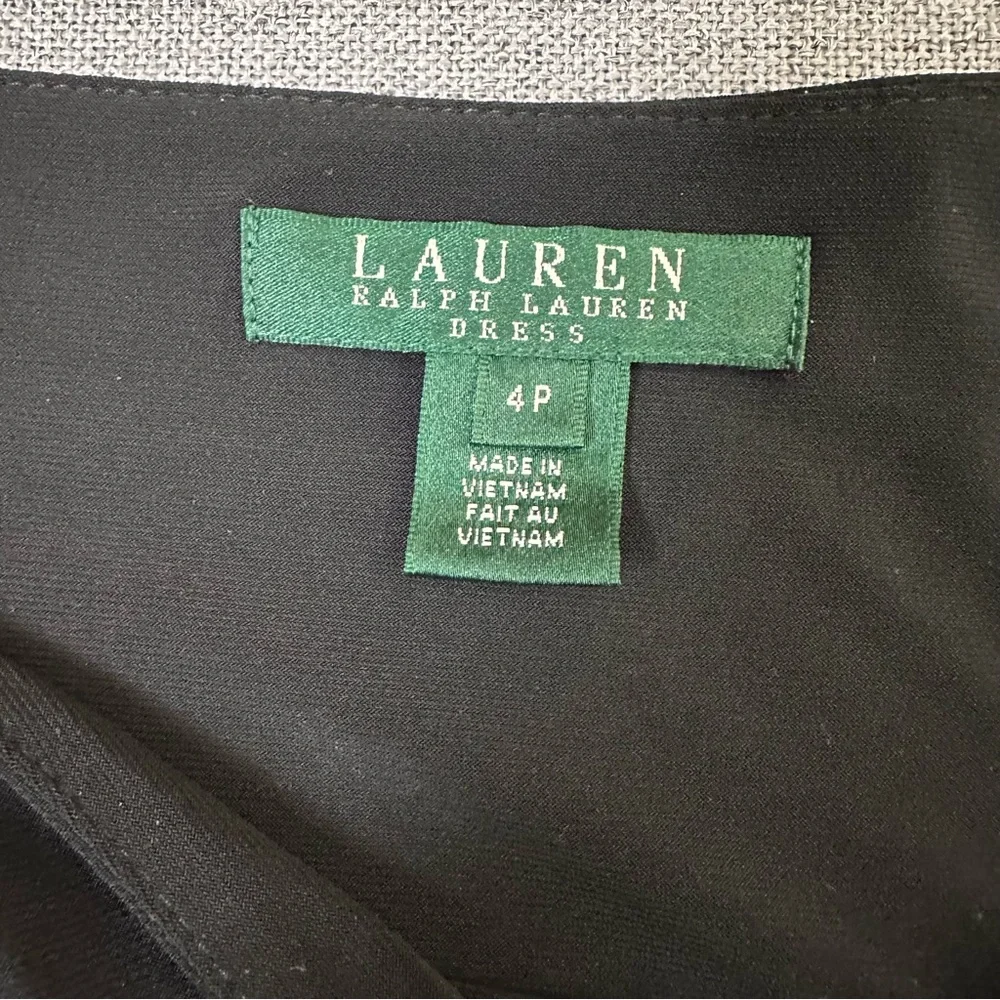 Lauren Ralph Lauren Black and White Side Ruched Dress Women's Size 4P - Picture 10 of 14